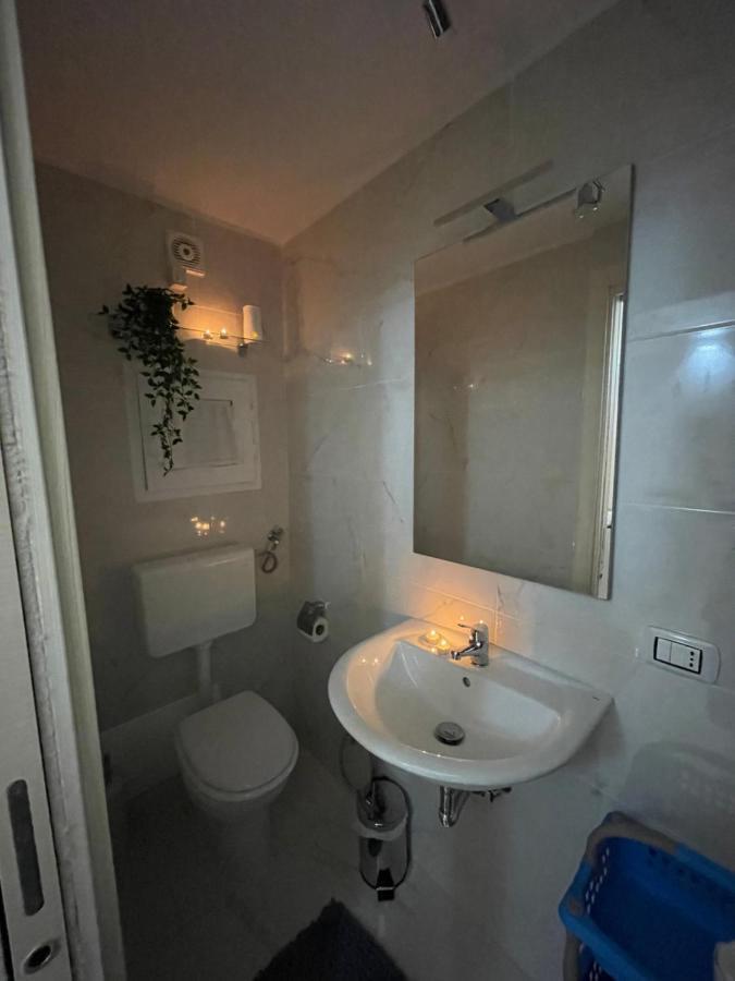 شقة House Relax Bella Napoli المظهر الخارجي الصورة